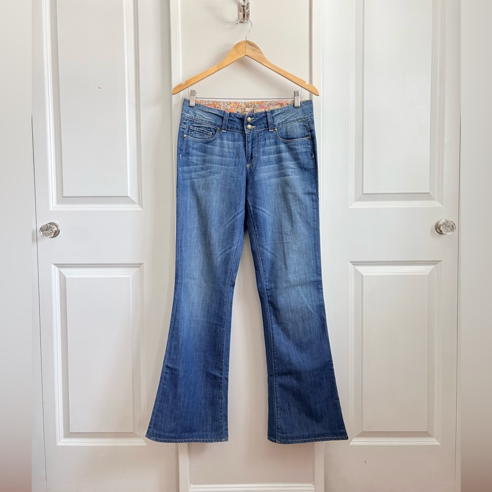 PAIGE  Hidden Hills Flare Jeans – Size 29